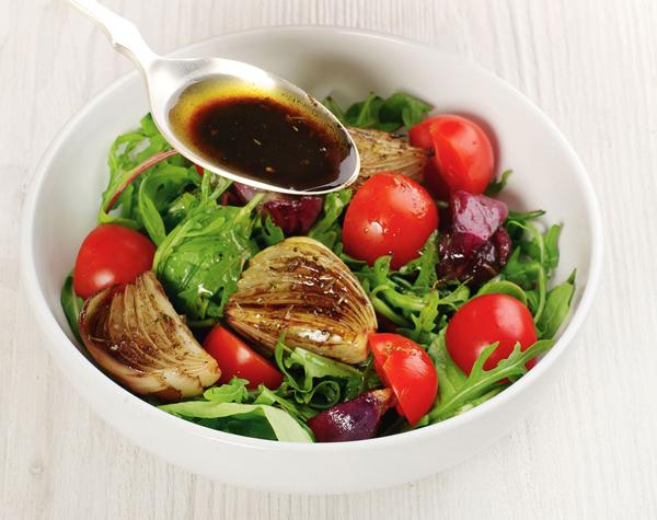 Balsamico- pijnboompittendressing