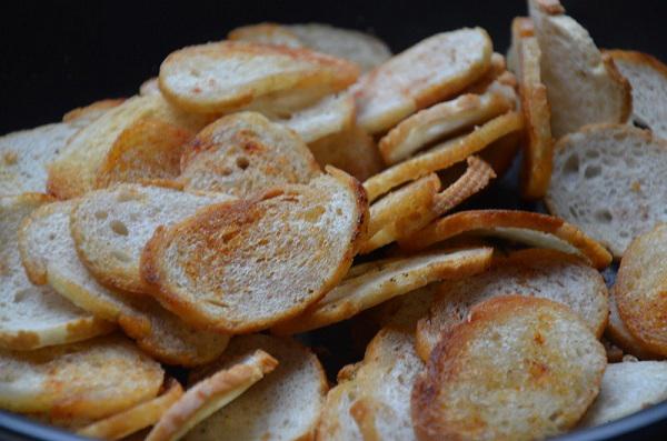 Knoflookbrood drogen