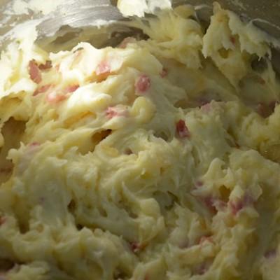Puree met ui en spekjes