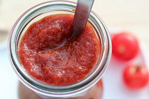 Tomatenpuree maken