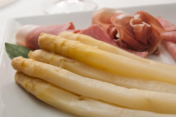 Asperges koken: gemakkelijk