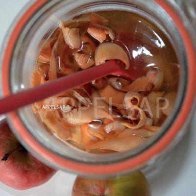 Appelsap en appelthee maken met gedroogde appelschillen