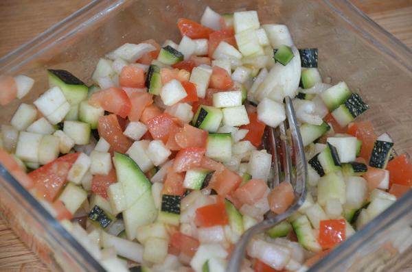 Tomaten- en courgettesalade