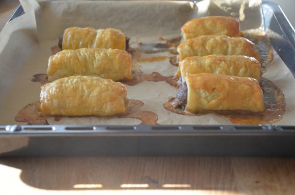 Saucijzenbroodjes maken