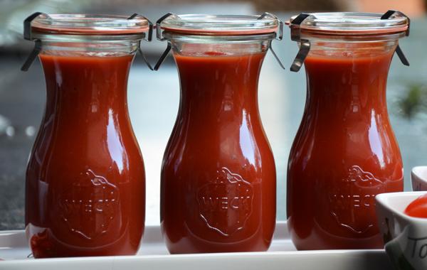 Saus voor op de pizza