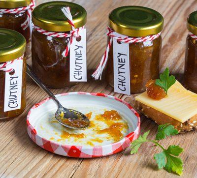 Uien ananas chutney