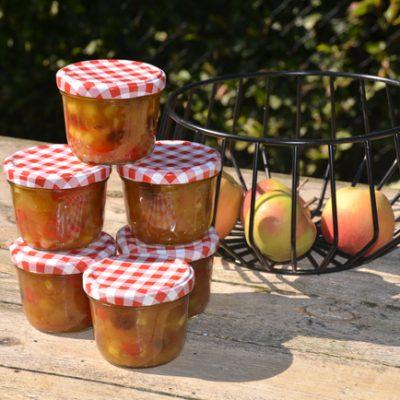 Appelchutney met paprika ui en rozijnen