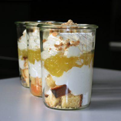 Appeltrifle in weckpot