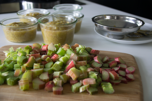 Rabarbermoes met kaneel