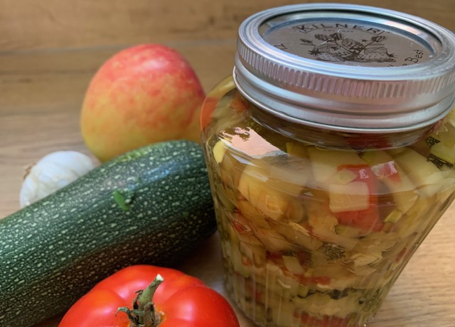 Courgette met tomaten inmaken